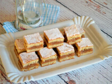 Régimódi almás linzer bögrésen