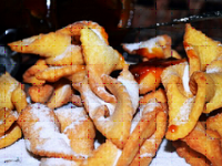 Igazi törékeny csöröge (bögrésen is)